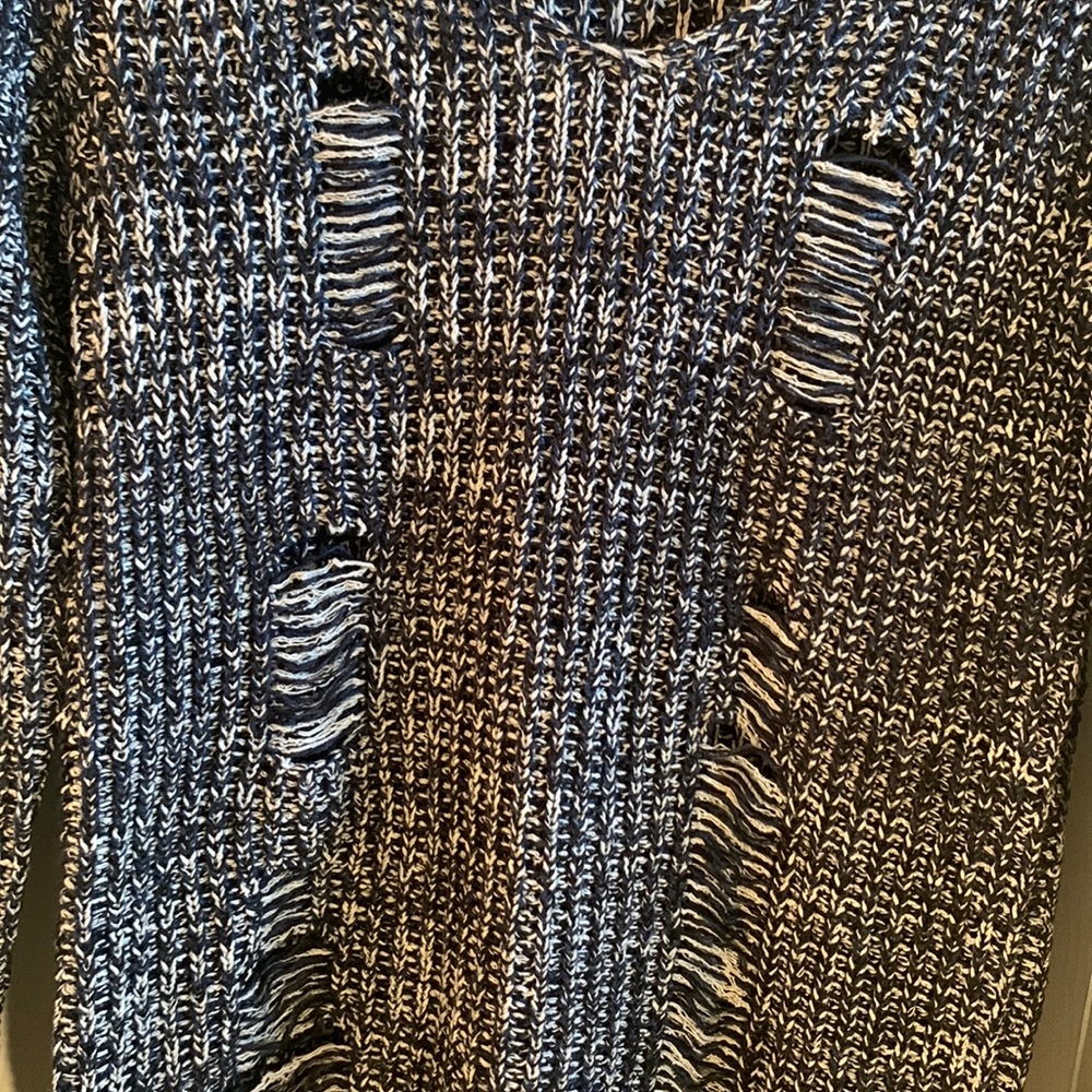 Ashley by 26 International Black & White Distressed V-Neck Sweater - Picture 4 of 9